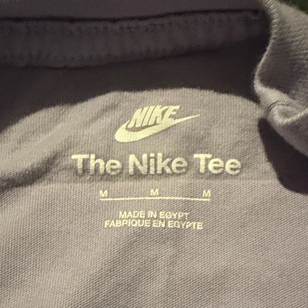 Nike Boys Lavender Tee with Graphic and Slogan - Picture 2 of 3